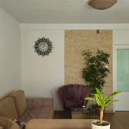 אוהריד Apartment Miki מראה חיצוני תמונה