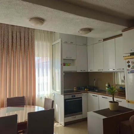 אוהריד Apartment Miki מראה חיצוני תמונה